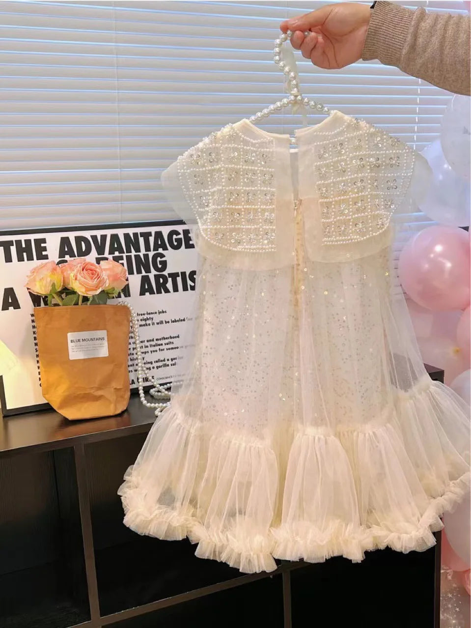 New 2024 Girls Princess Dress Casual Spring Summer Children's Wear Korean Pearl Neck Princess Dress Fashion Yarn Dress
